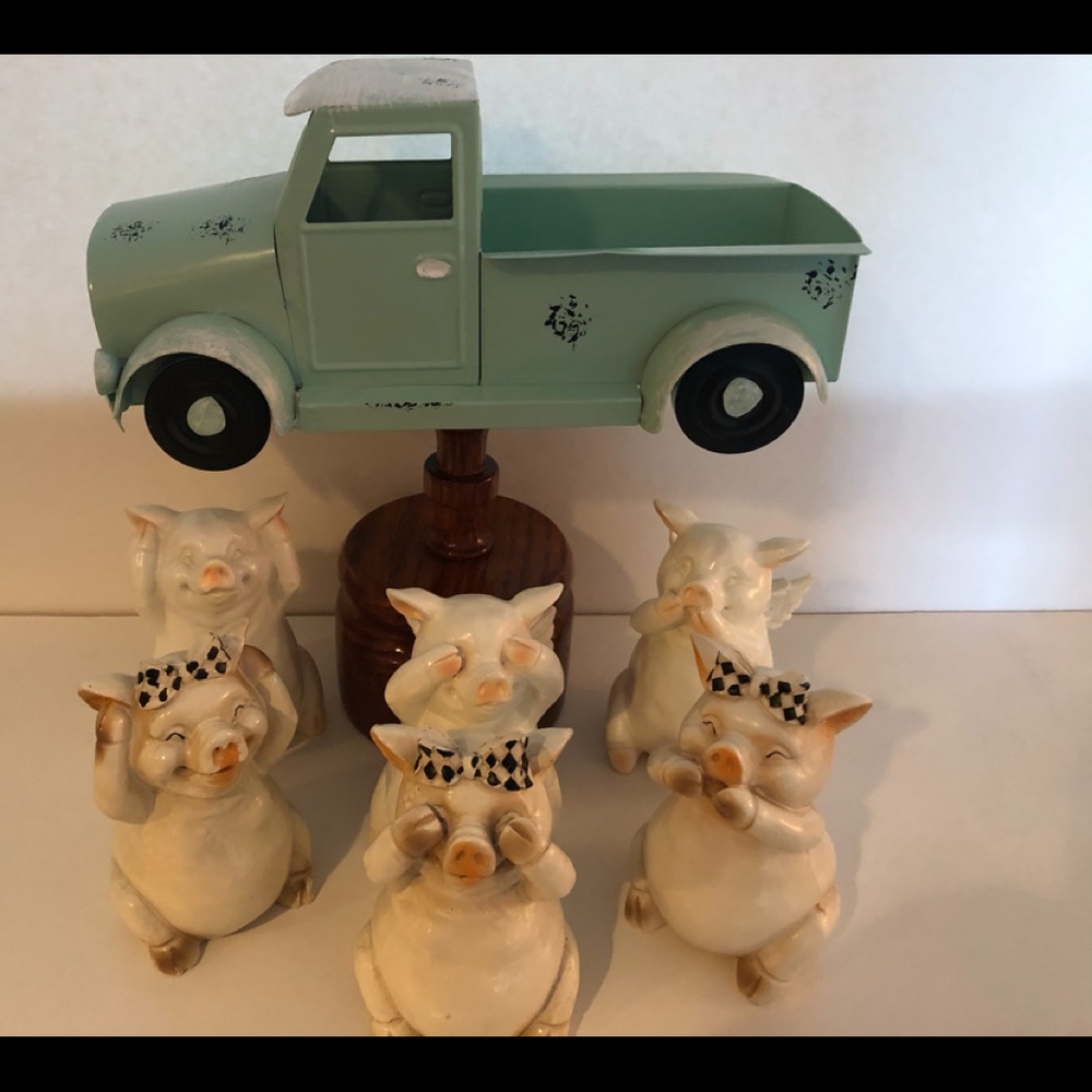 Dollar General Piggies & Truck